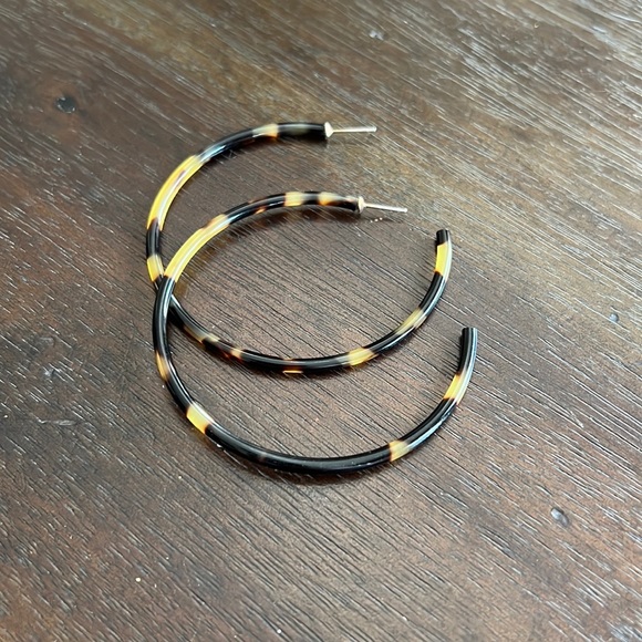 tortoise shell 2” hoops - Picture 1 of 1